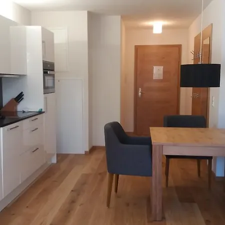 Modern Ski-in 2020m *